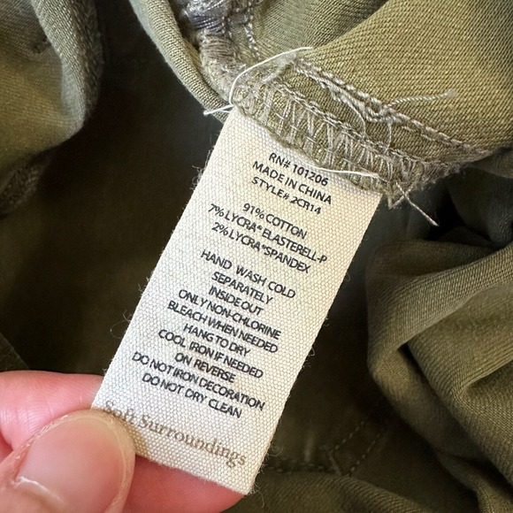 SOFT SURROUNDINGS Denim-Like Skinny Pants #2CR14 Coated Sage Green - Picture 8 of 11